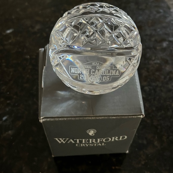 Waterford 2005 Basketball Champions University of North Carolina Paperweight - Picture 1 of 10
